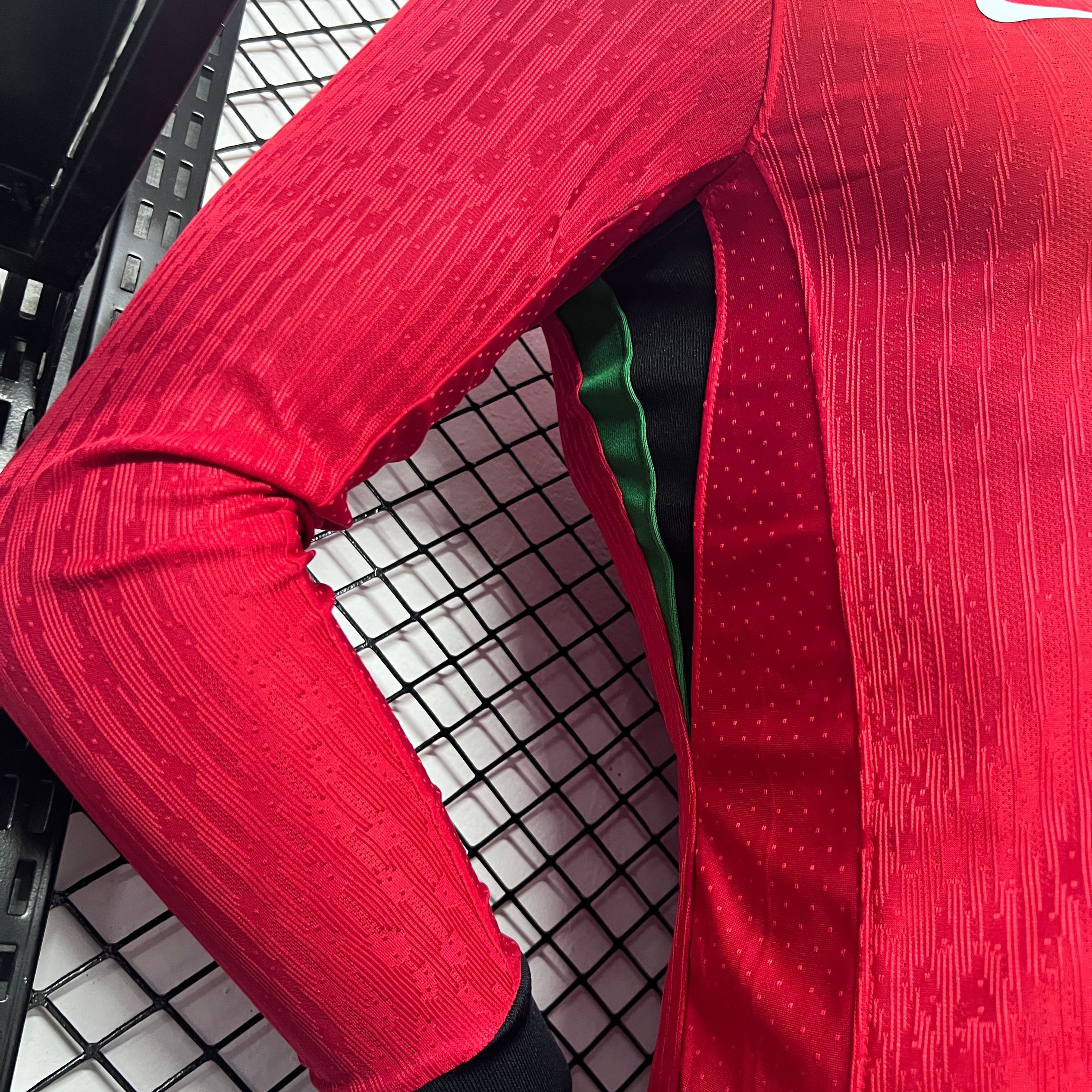 ManixJersey.com | Portugal 2024 Home Stadium Long Sleeve Jersey - Player Version -Customize Name, Number and Patch | Worldwide Shipping