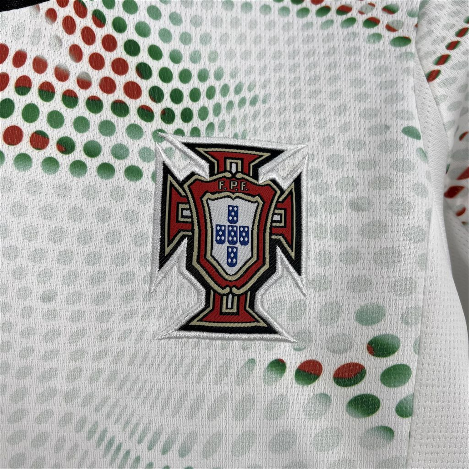 UltraTrikot-Women's Portugal 2025-26 Away Jersey