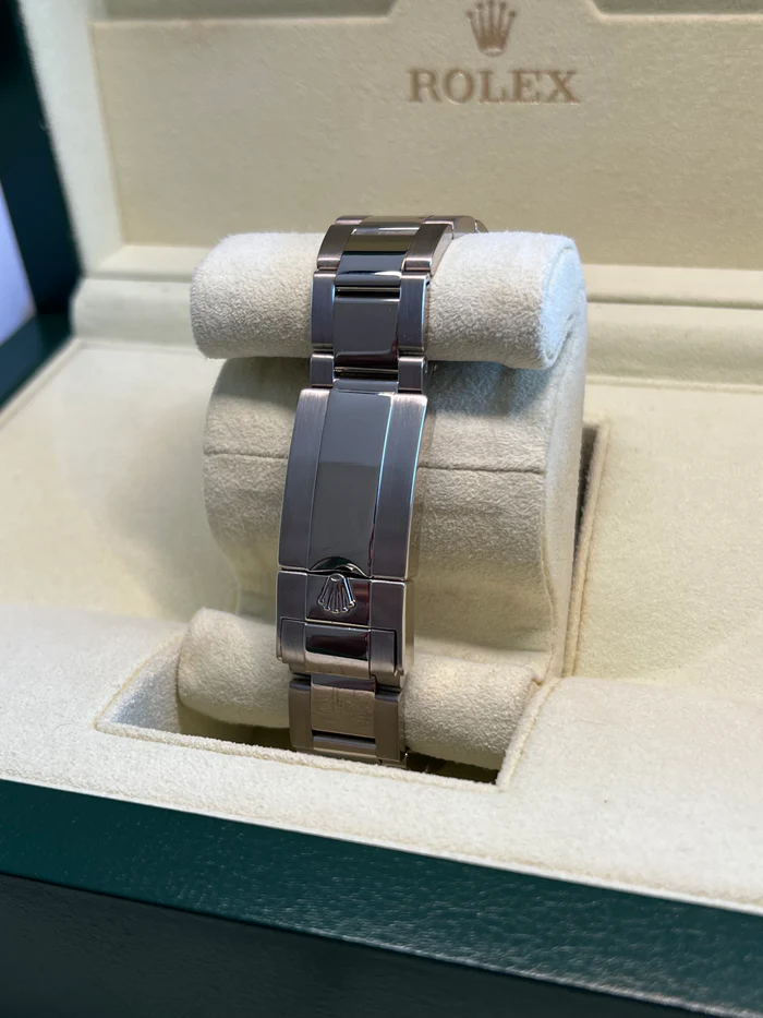 兼职  林炎: luxecystore