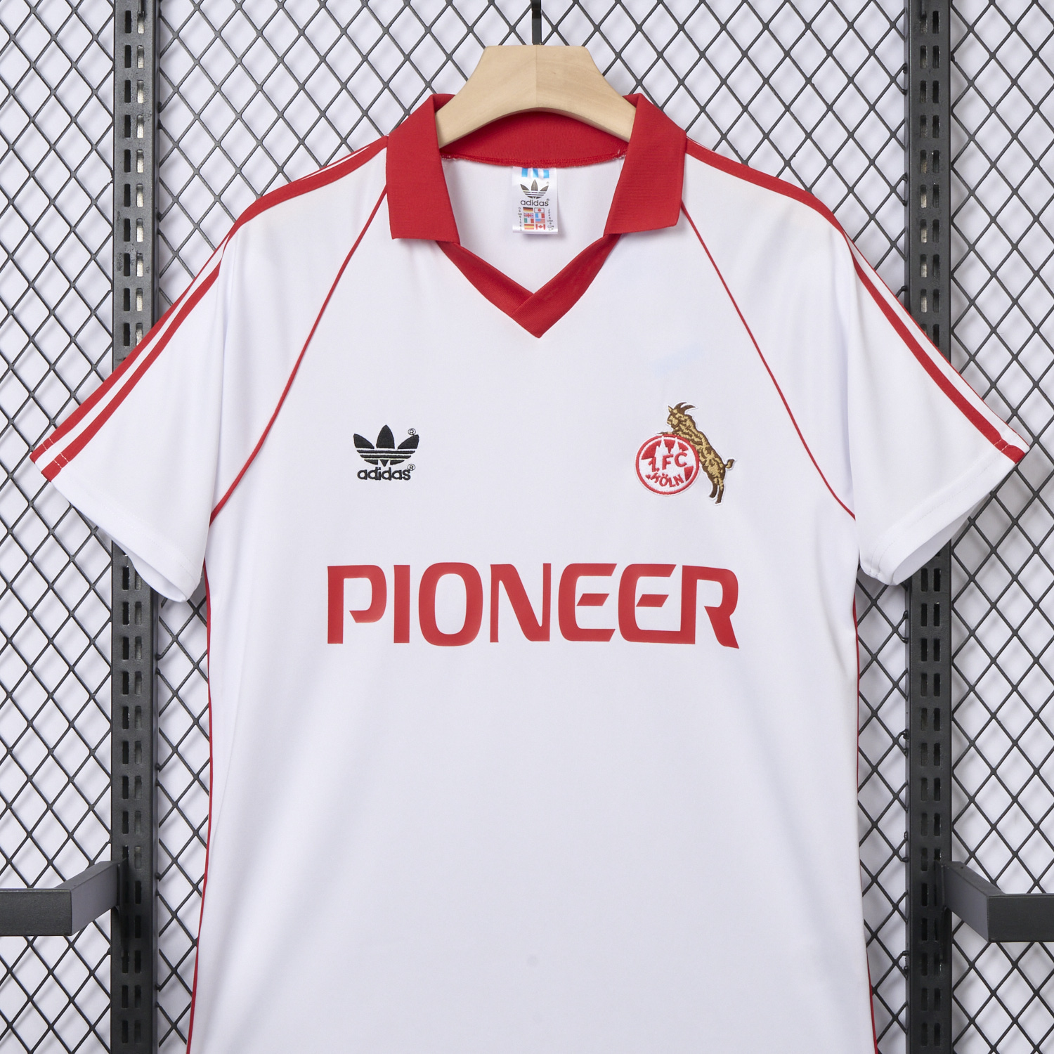 foot-Retro 1. FC Köln 1980-81 Home Jersey