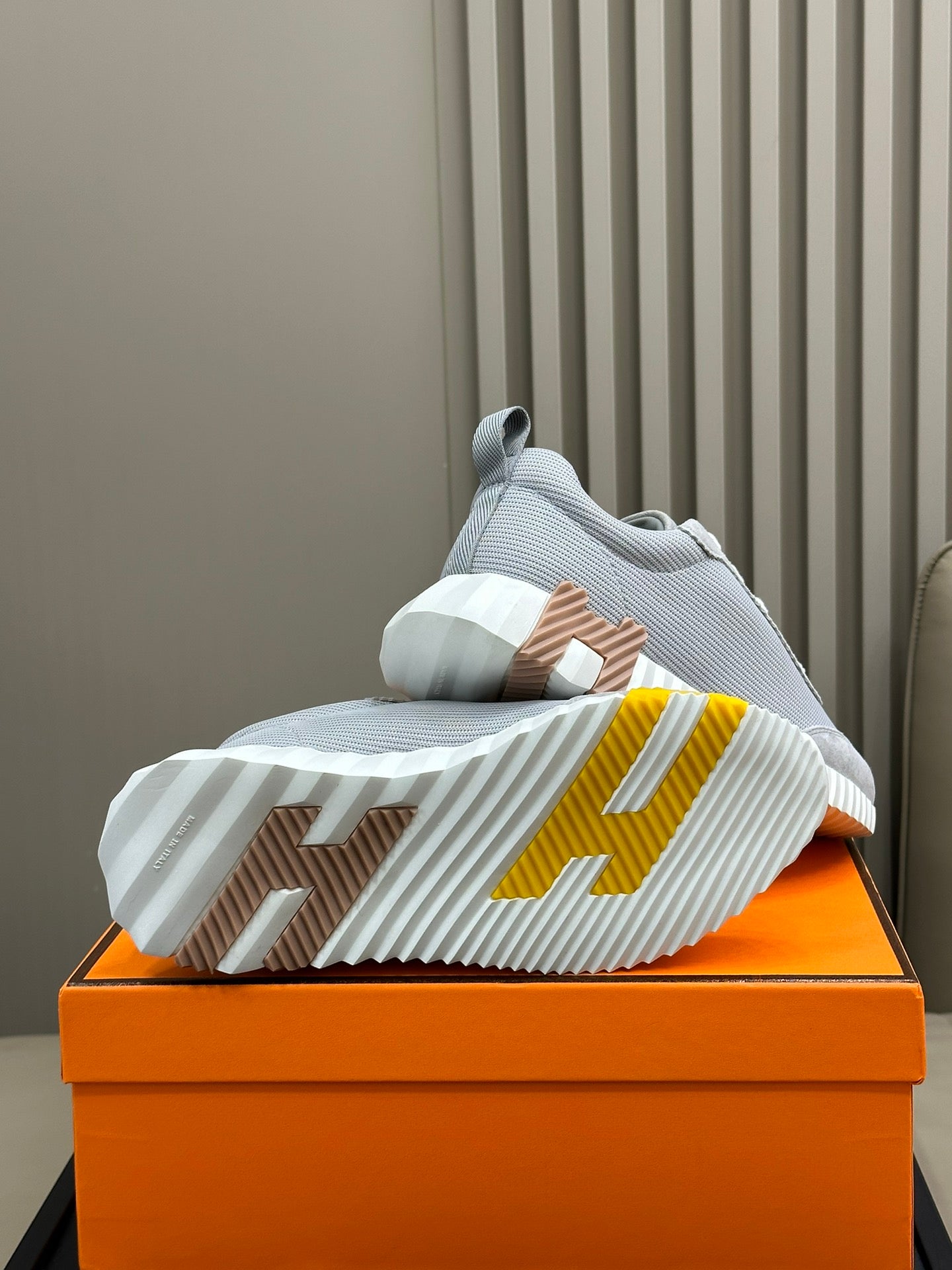 BOUNCING SNEAKERS LIGHT GRAY CALFSKIN、mysite、Cacoeks