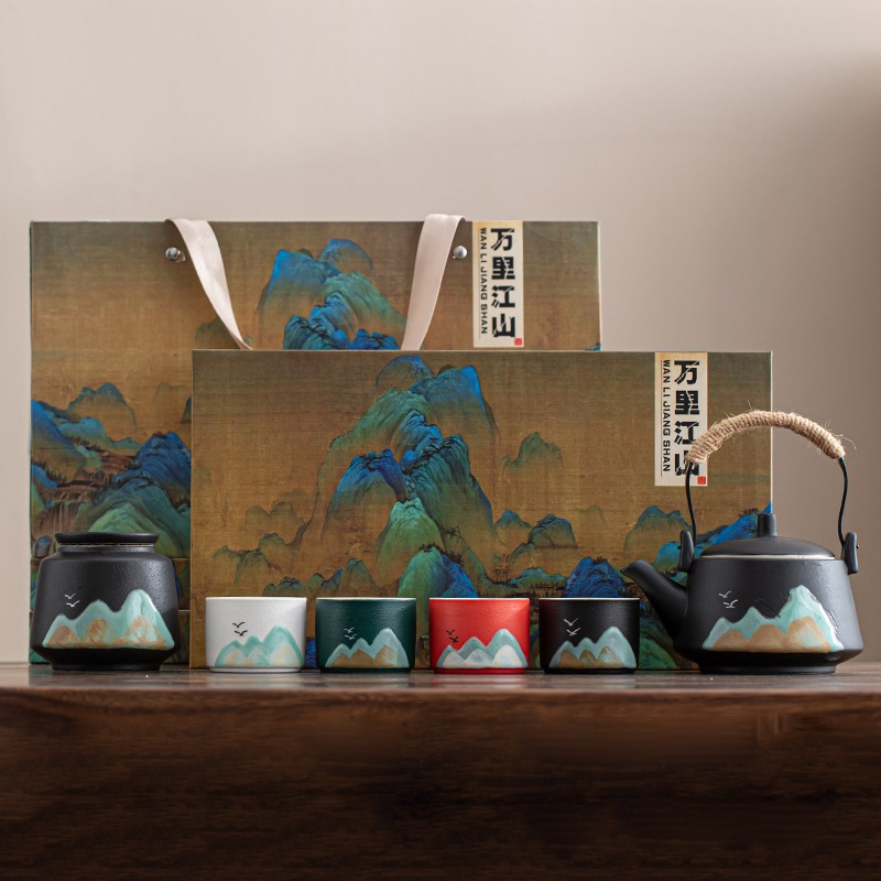 GEEK BAR-https://www.hot-toy.com/