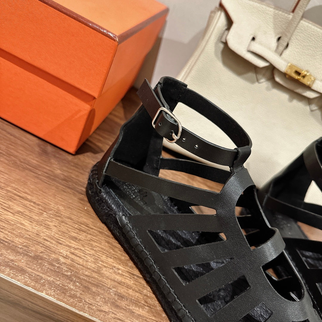 STRAW SOLE SANDAL BLACK LAMBSKIN、mysite、Cacoeks