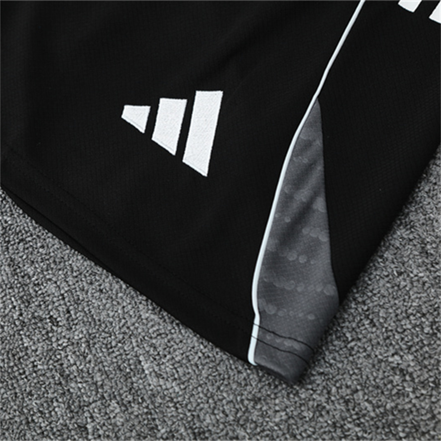 UltraTrikot-Japan 25-26 Kids Short-Sleeve Training Set - Light Blue Top and Black Shorts