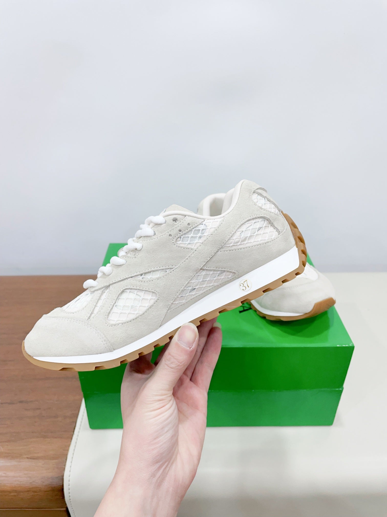 ORBIT SNEAKER IN SEA SALT SUEDE AND TECHNICAL MESH、mysite、Cacoeks