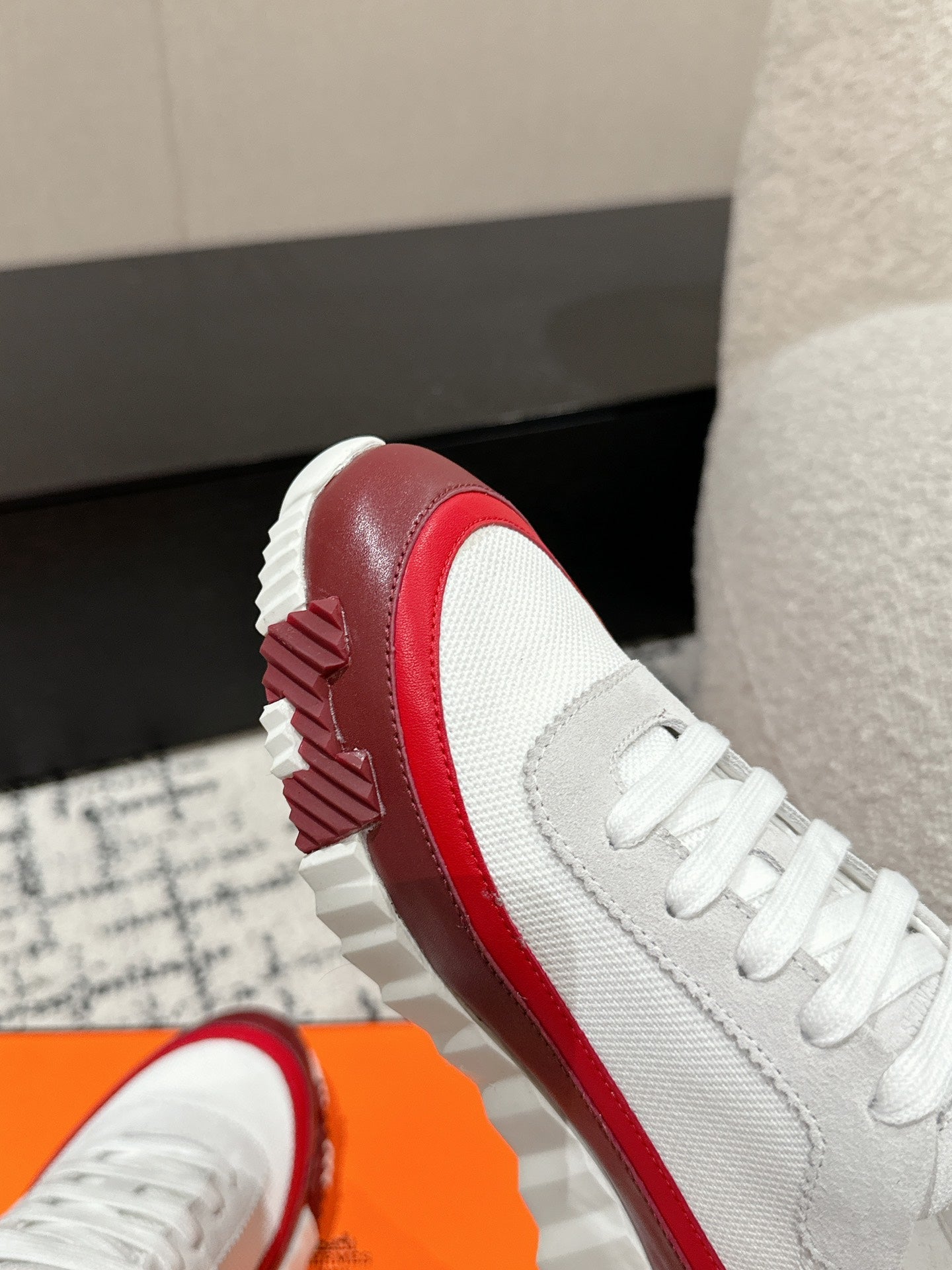 BOUNCING SNEAKER IN WINE RED CALFSKIN AND WHITE FABRIC、mysite、Cacoeks