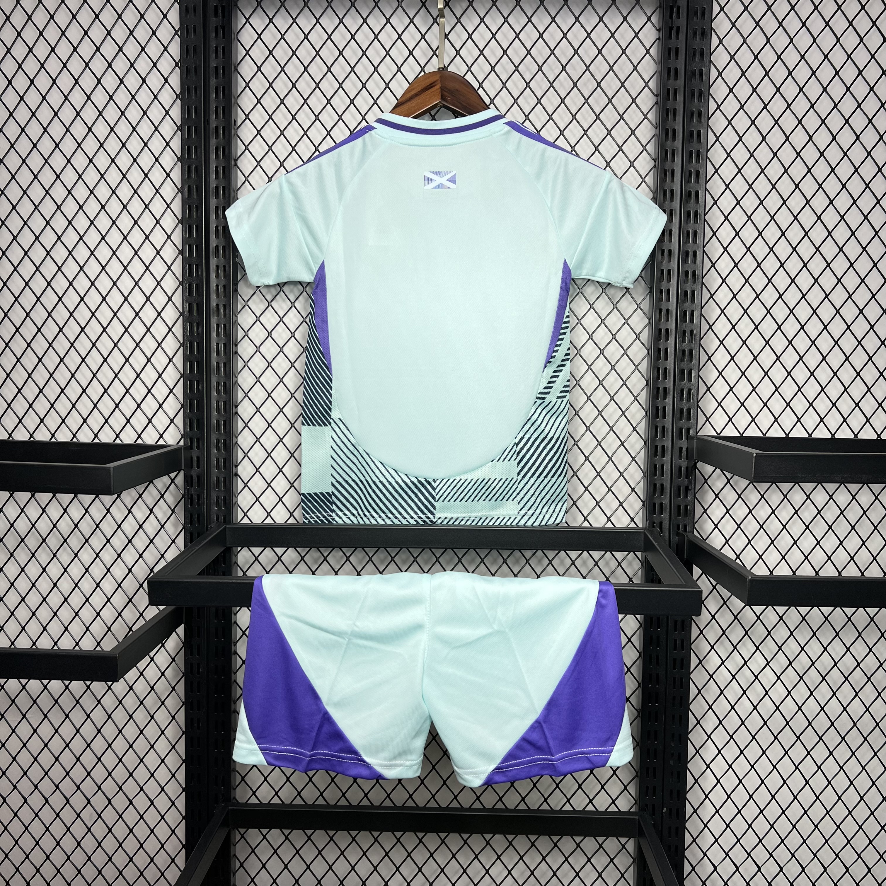 ManixJersey.com | S-c-o.t l.a-n.d 2024 Away Goalkeeper Kids Kit -Customize Name, Number and Patch | Worldwide Shipping