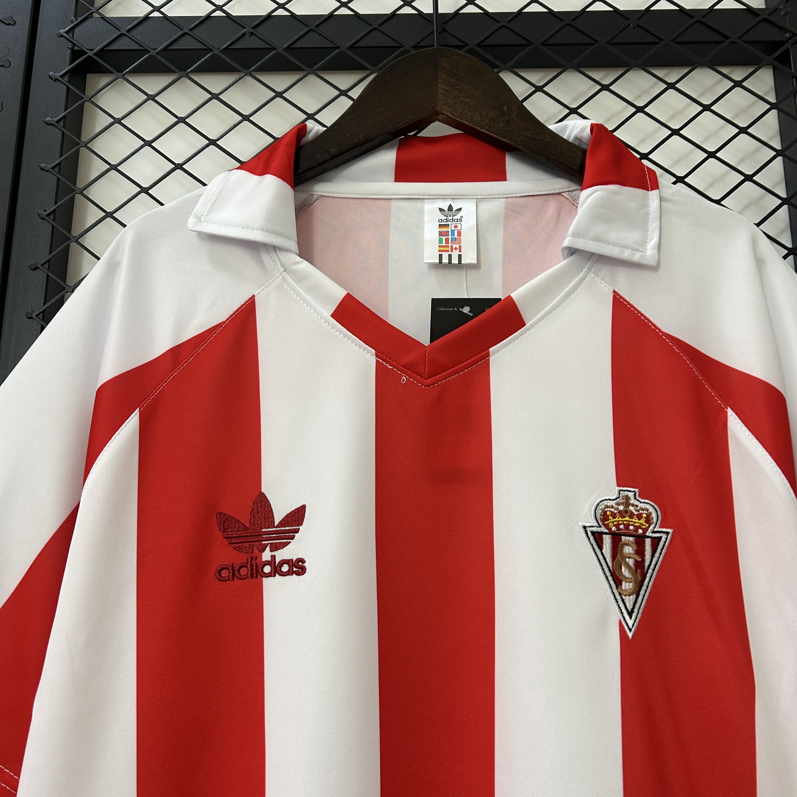 GlobeJersey-Retro Sporting Gijon 1986-87 Home Jersey