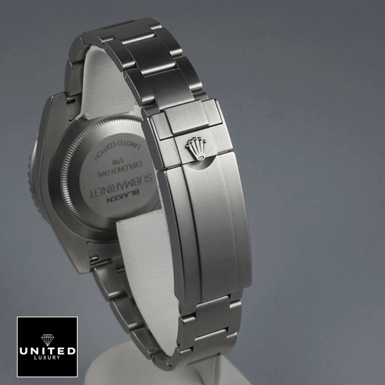 Rolex Submariner 6190 Blaken Black Dial Replica 6 Rolex Submariner Stainless Steel Oyster Bracelet Replica rolex logo on the buckle