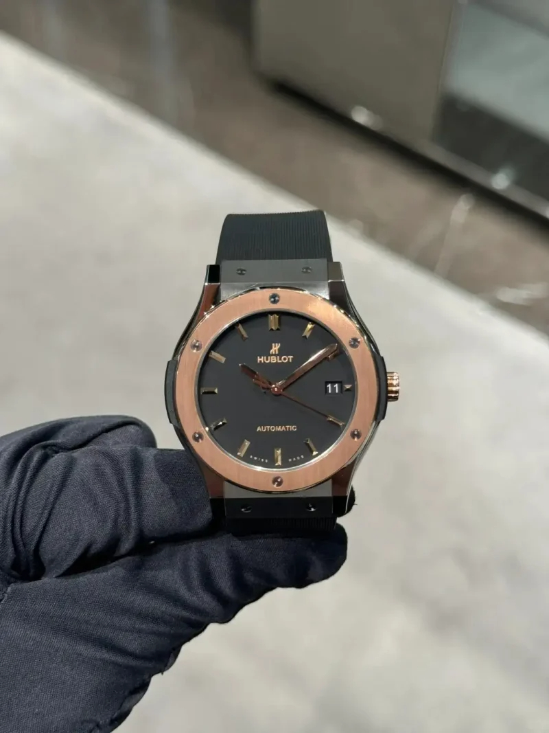 Hublot Classic Fusion Ref. 511.NO.1181.RX Super Clone Watch – Titanium Black Dial Rubber Strap Fake Replica