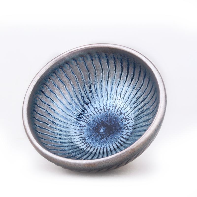 GEEK BAR-https://www.hot-toy.com/