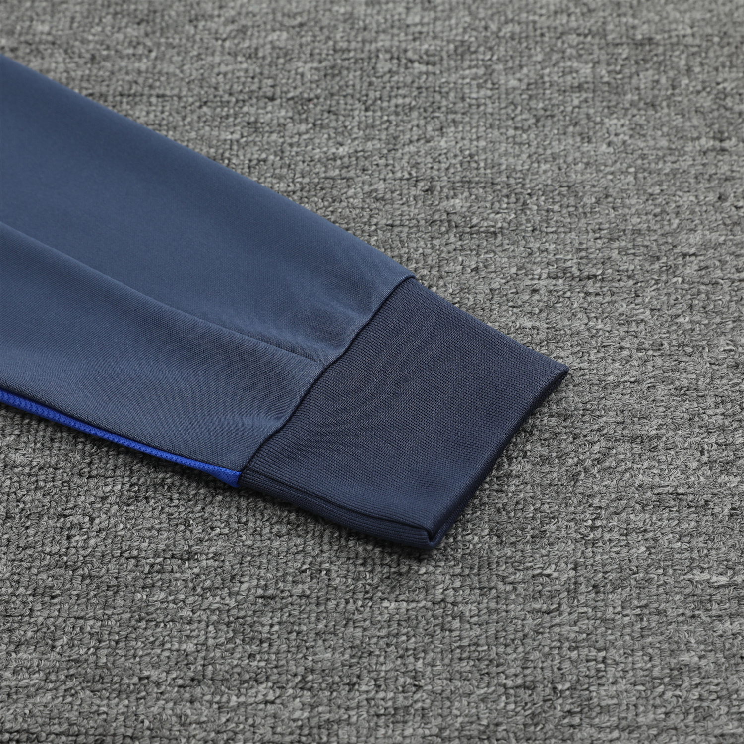 ManixJersey.com | Inter Milan 24-25 Training Hoodie Set - Blue - Gray Hoodie and Pants -Customize Name, Number and Patch | Worldwide Shipping