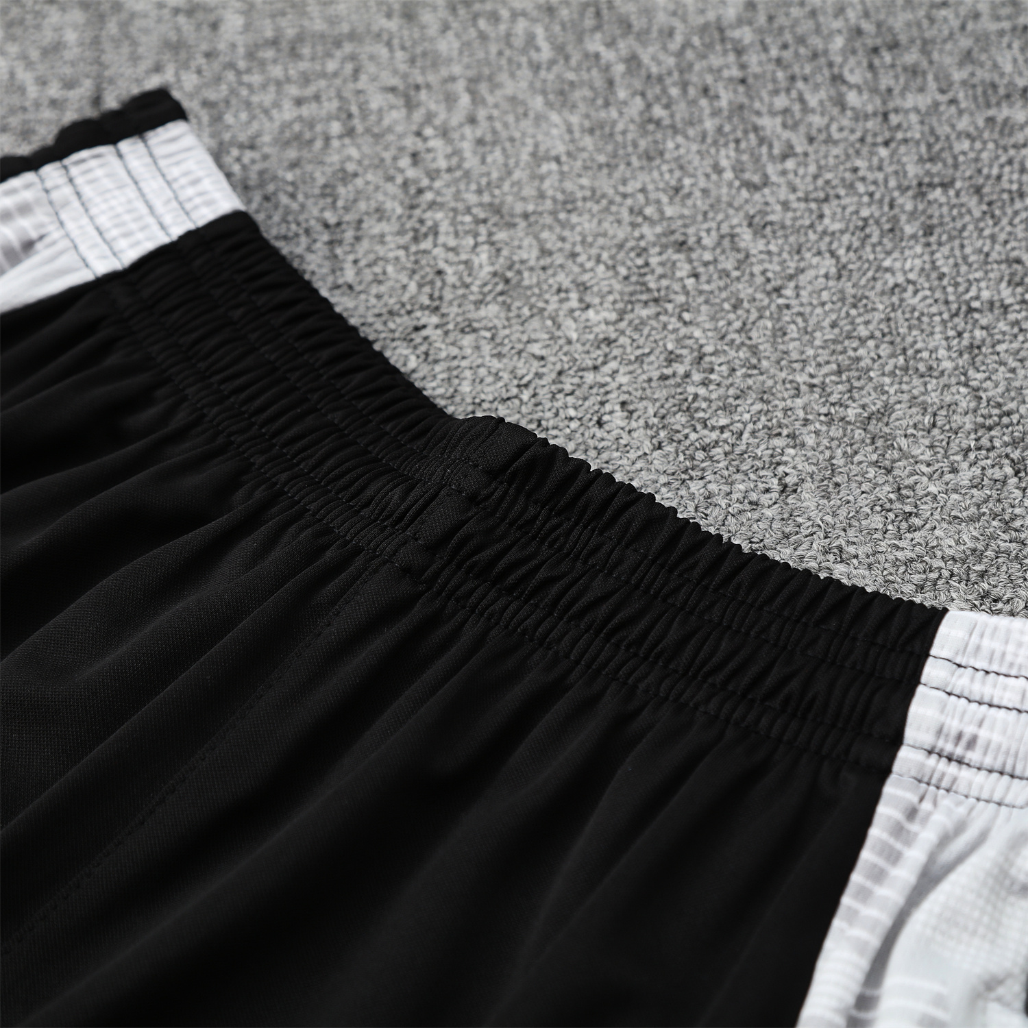 UltraTrikot-Real Madrid 25-26 Vest Training Set - Green-Black Dragon Vest & Black-White Shorts