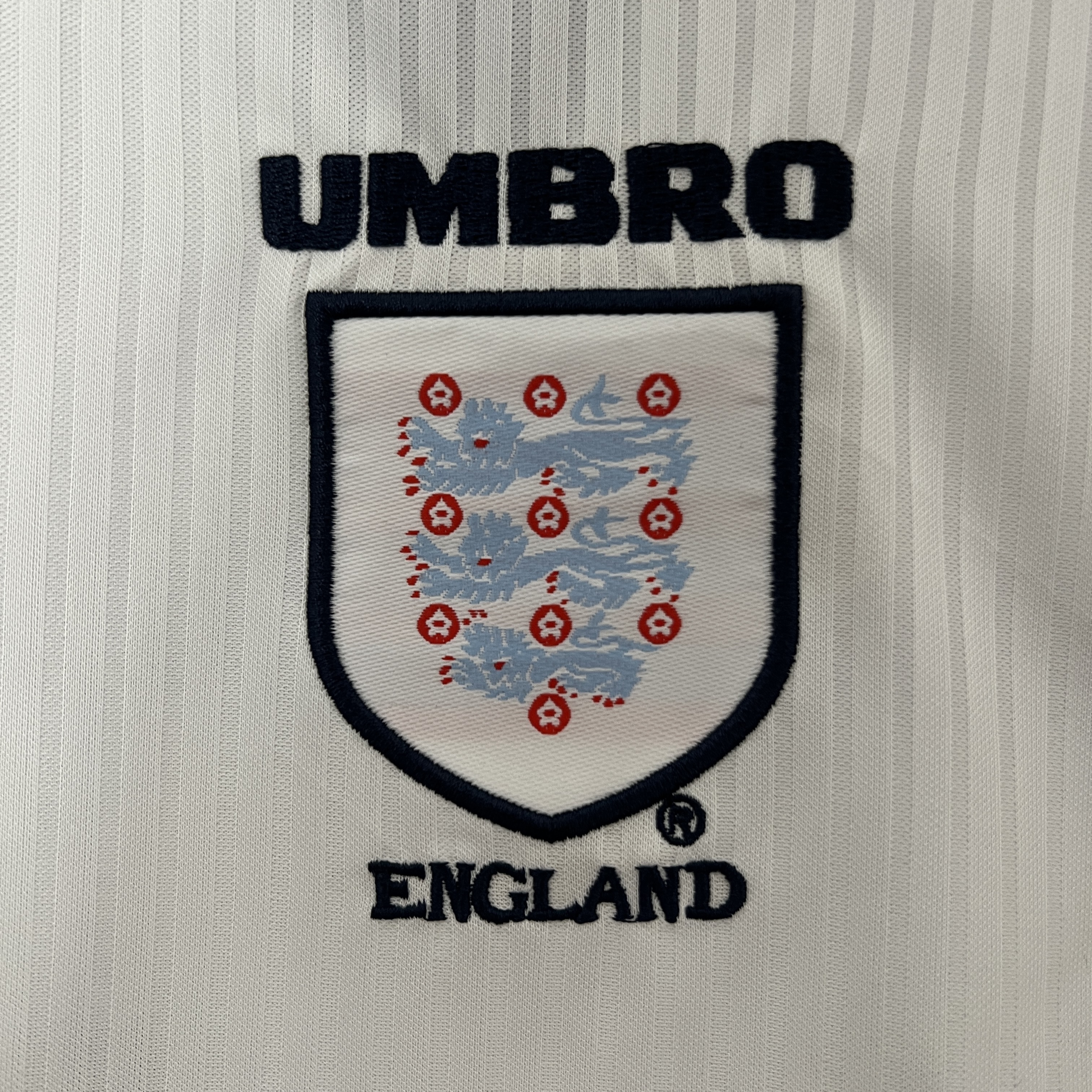 ManixJersey.com | Retro England 1998 Home Stadium Kids Kit -Customize Name, Number and Patch | Worldwide Shipping