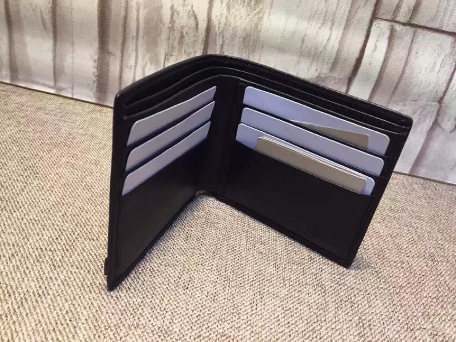 Replica