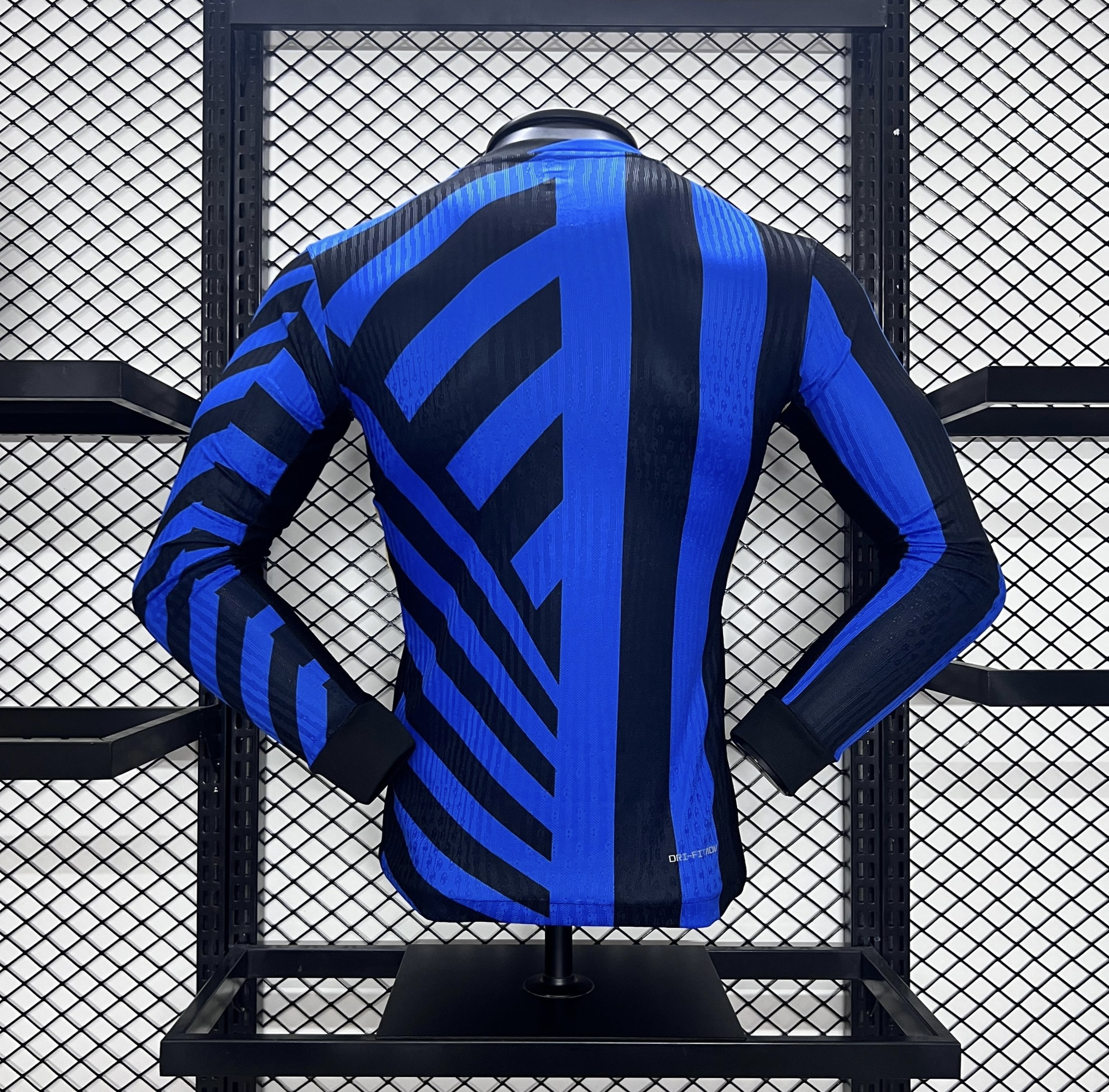 ManixJersey.com | Inter Milan 24-25 Home Long Sleeve Jersey - Player Version -Customize Name, Number and Patch | Worldwide Shipping