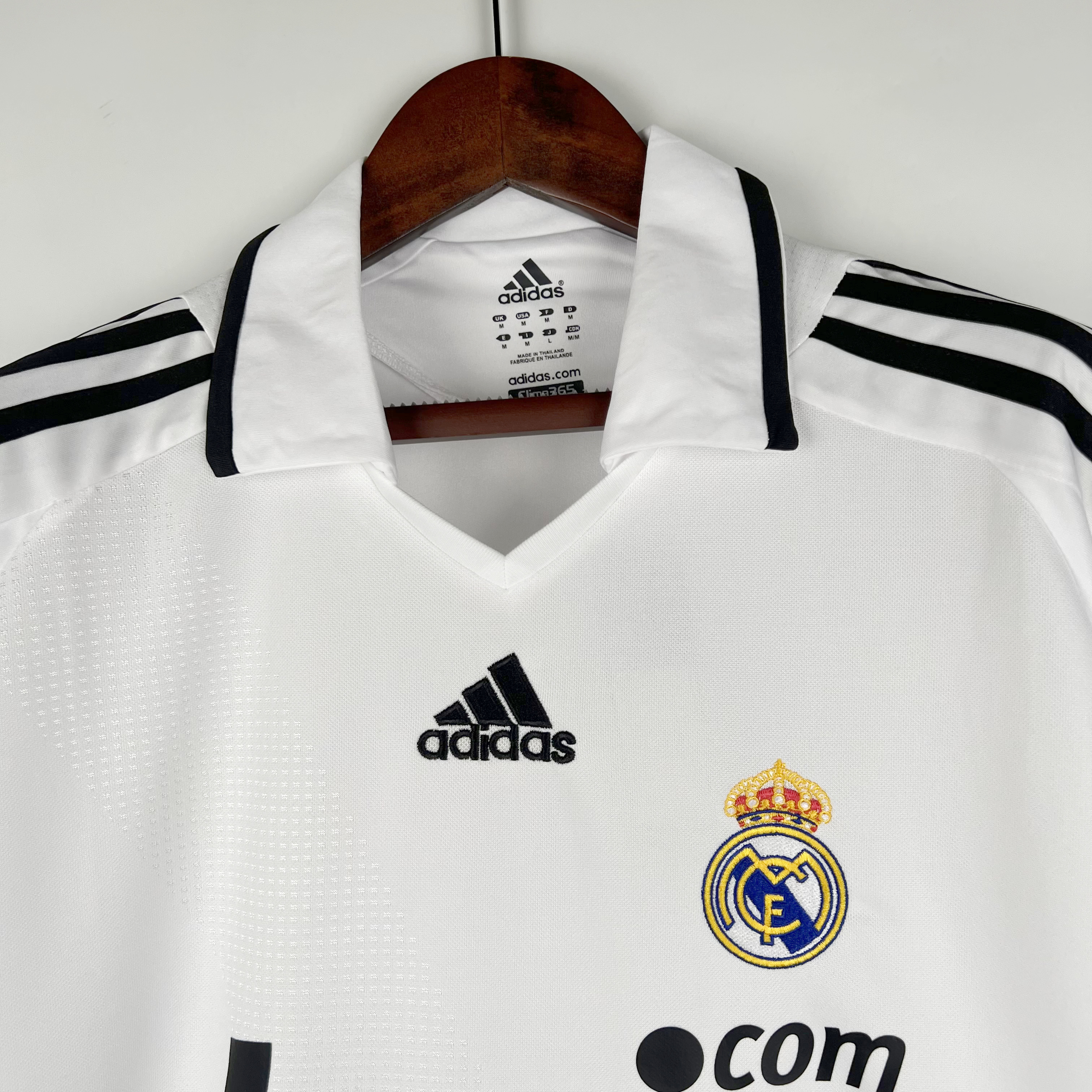 JerseysGala.com | Retro Real Madrid 08-09 Home Stadium Jersey -Customize Name, Number and Patch | Worldwide Shipping