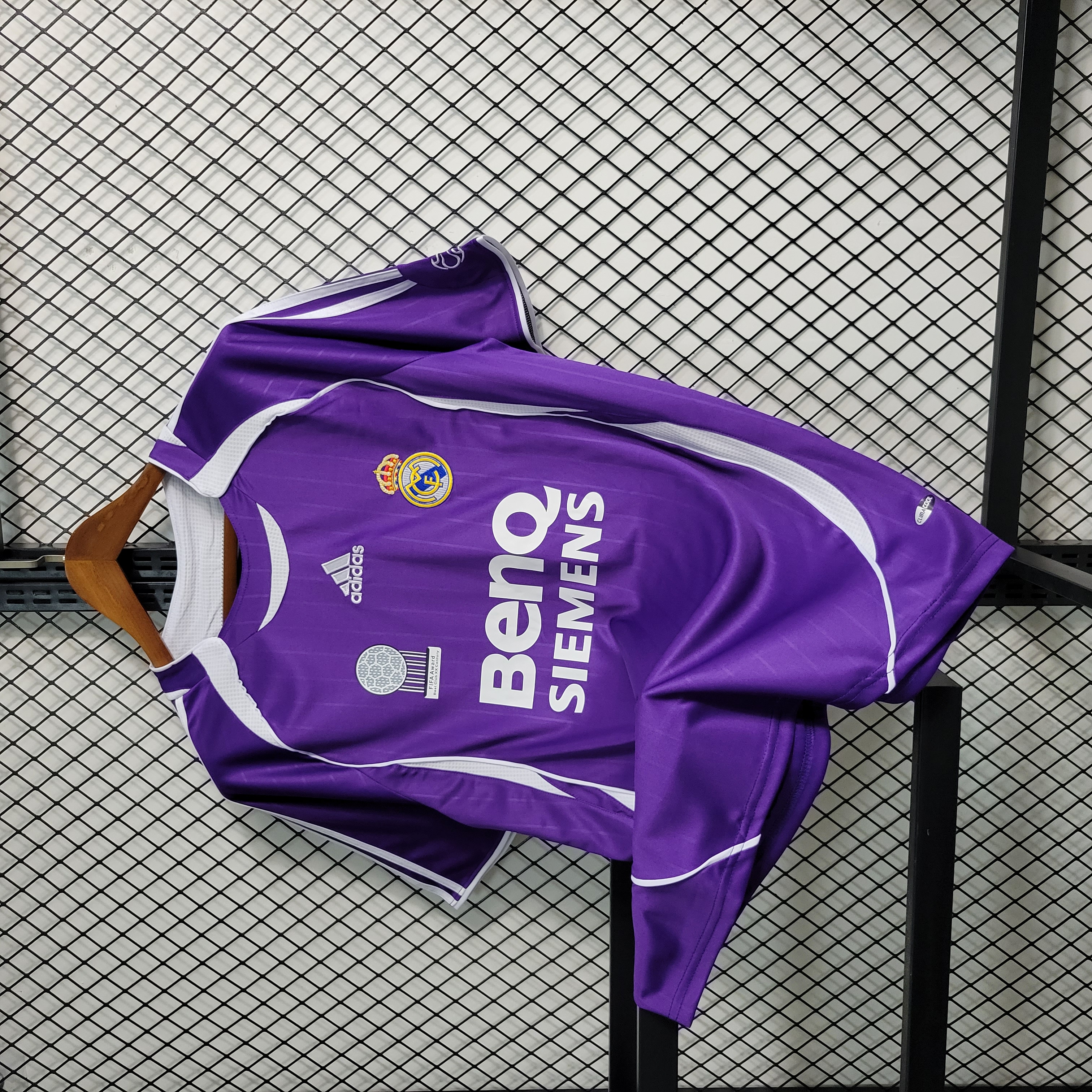 JerseysGala.com | Real Madrid Retro 06-07 Third Jersey -Customize Name, Number and Patch | Worldwide Shipping
