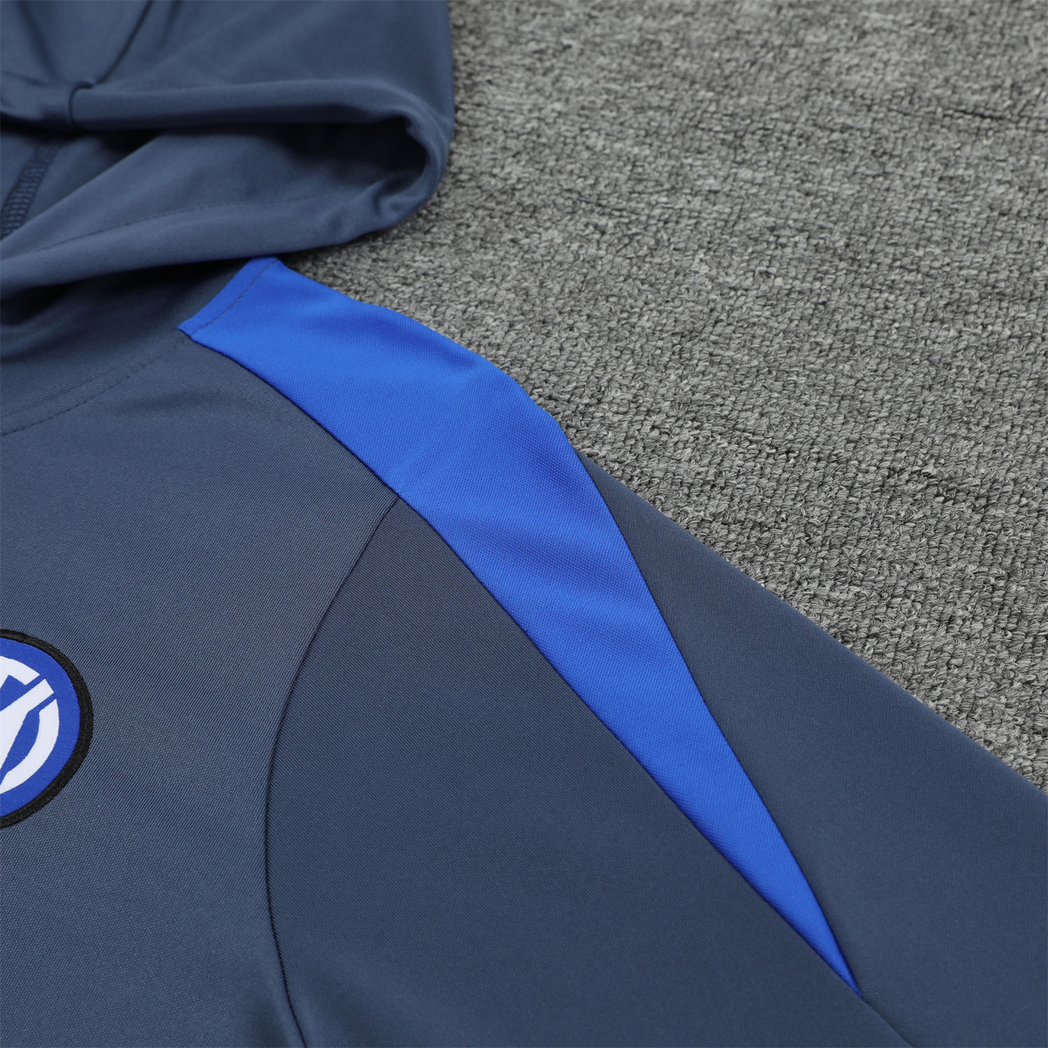ManixJersey.com | Inter Milan 24-25 Training Hoodie Set - Blue - Gray Hoodie and Pants -Customize Name, Number and Patch | Worldwide Shipping