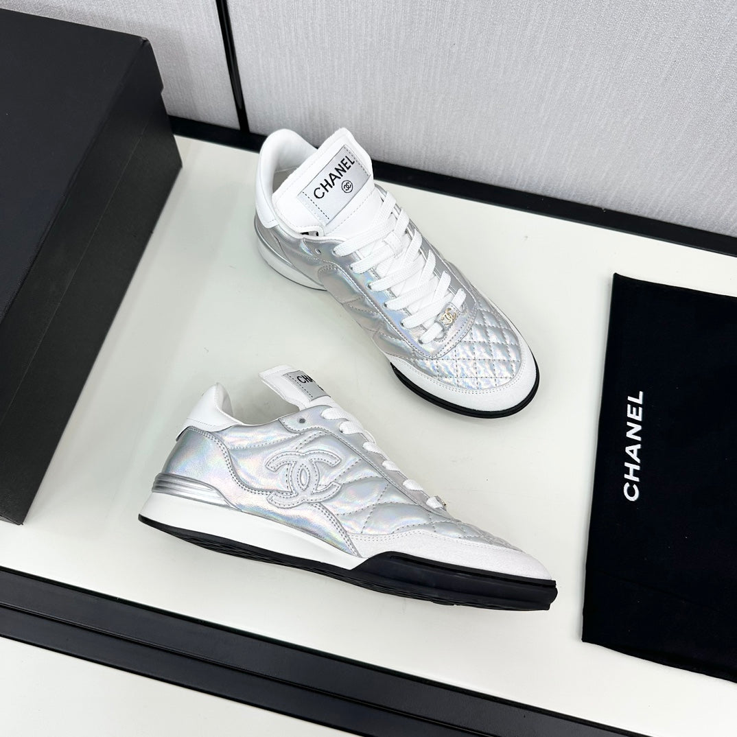 SPORTS SHOES IN GLOSSY SILVER CALFSKIN、mysite、Cacoeks