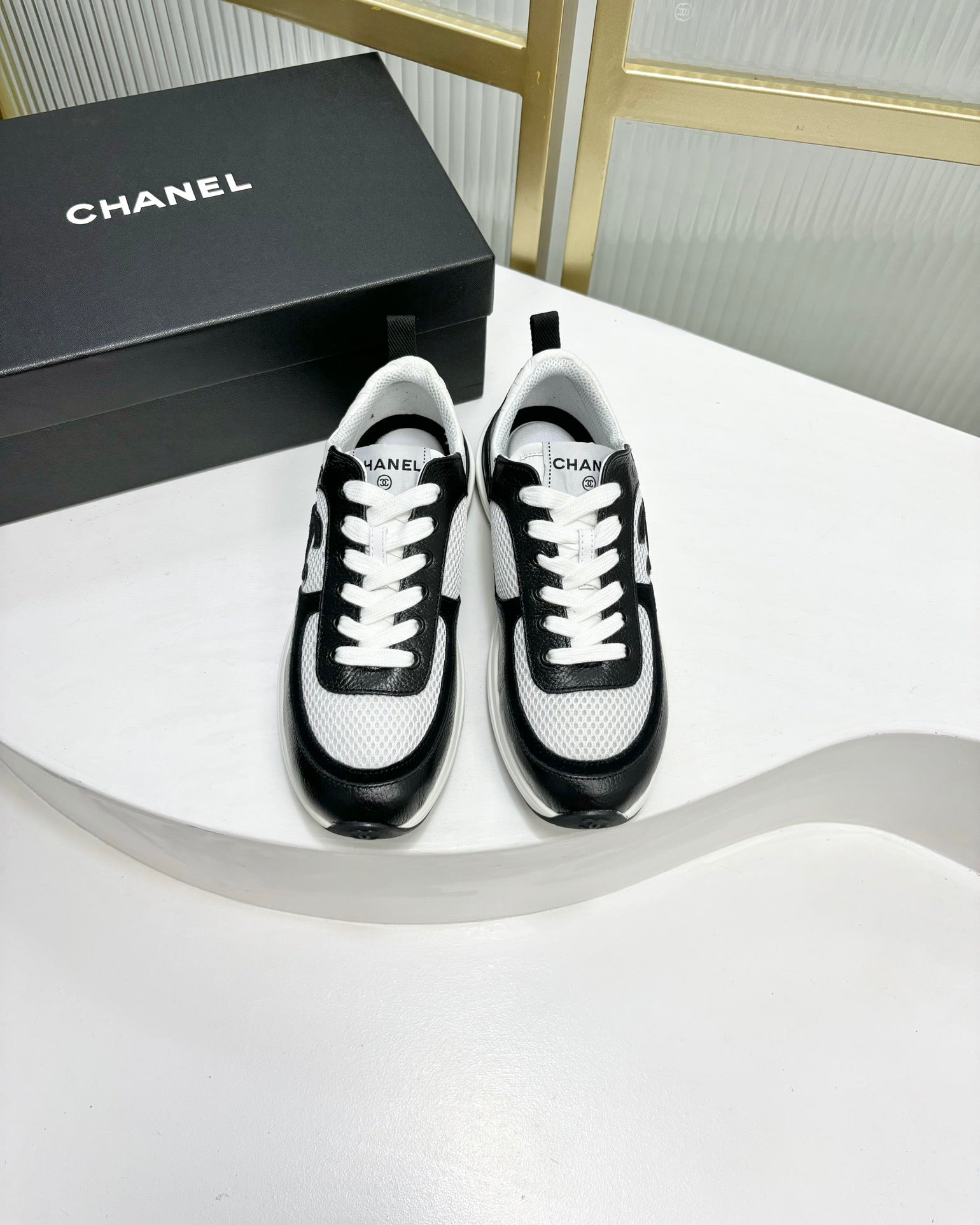 SNEAKER IN BLACK CALFSKIN AND GREY BREATHABLE MESH、mysite、Cacoeks