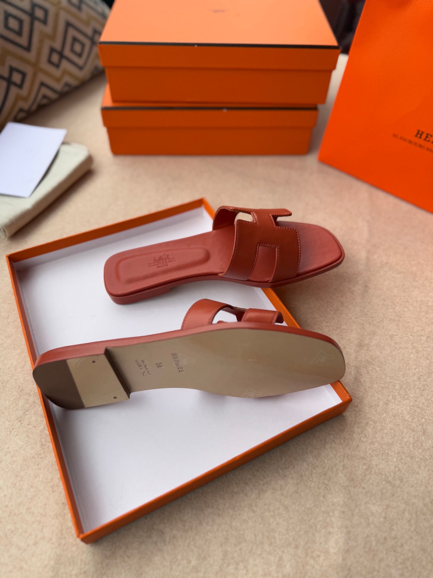 0RAN SANDALS IN GINGER ORANGE CALFSKIN、mysite、Cacoeks