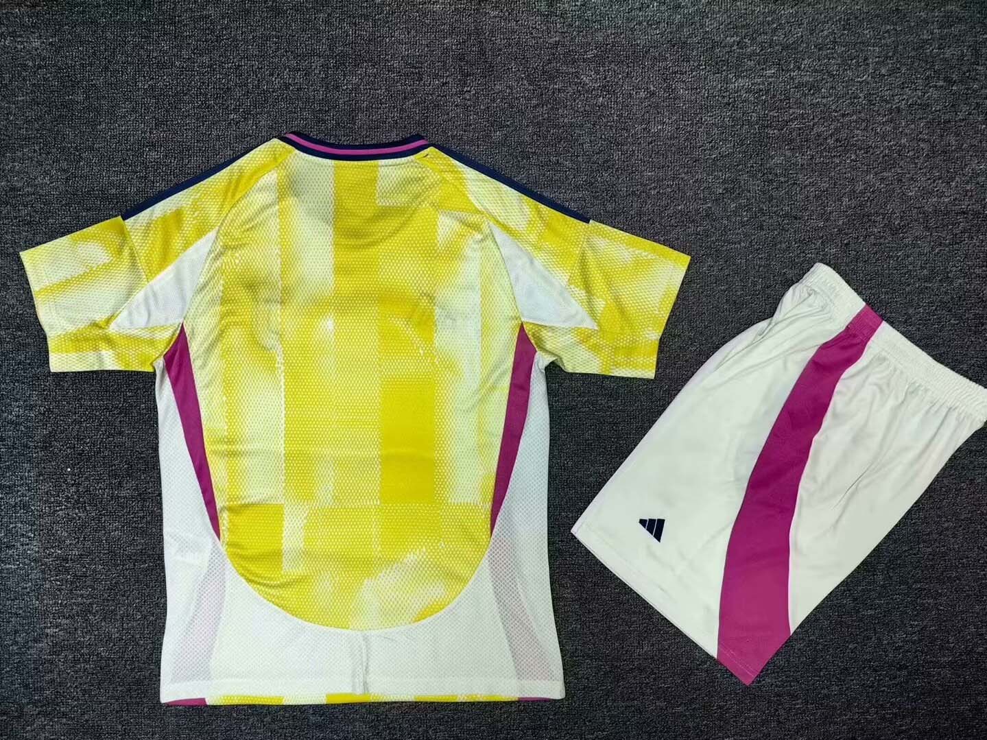 2024/2025 Juventus Away Soccer Jersey 1:1 Thai Quality Kids Size:football jersey mysite: unitedjerseyfootball 邓江浪:football