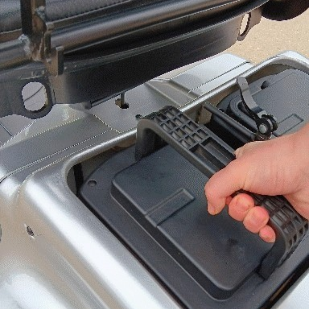 Gladiator Easily Pullable Battery