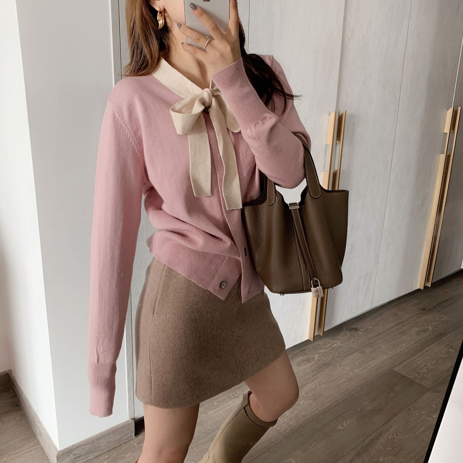 5C6256C4F122B8EDF1021620885533