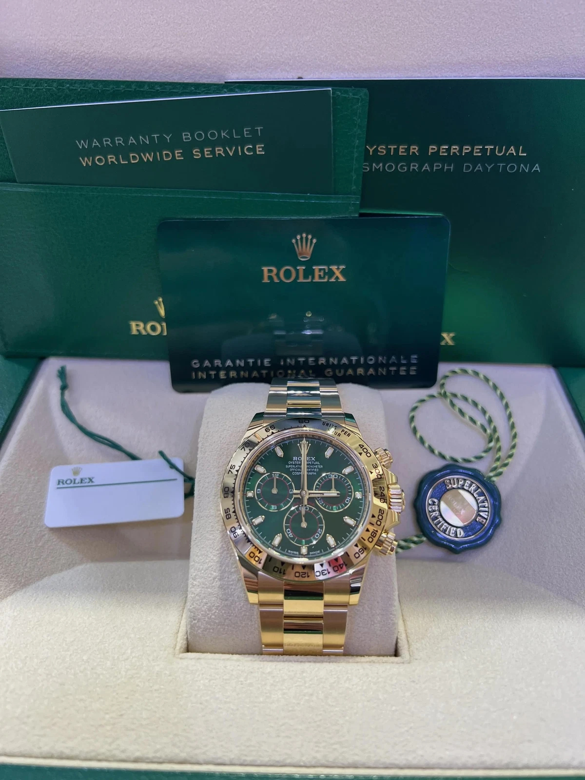 Rolex Daytona Green Dial SuperClone Swiss Replica Watch 18kGold Bracelet Ref 116508-4130 Swiss Movement