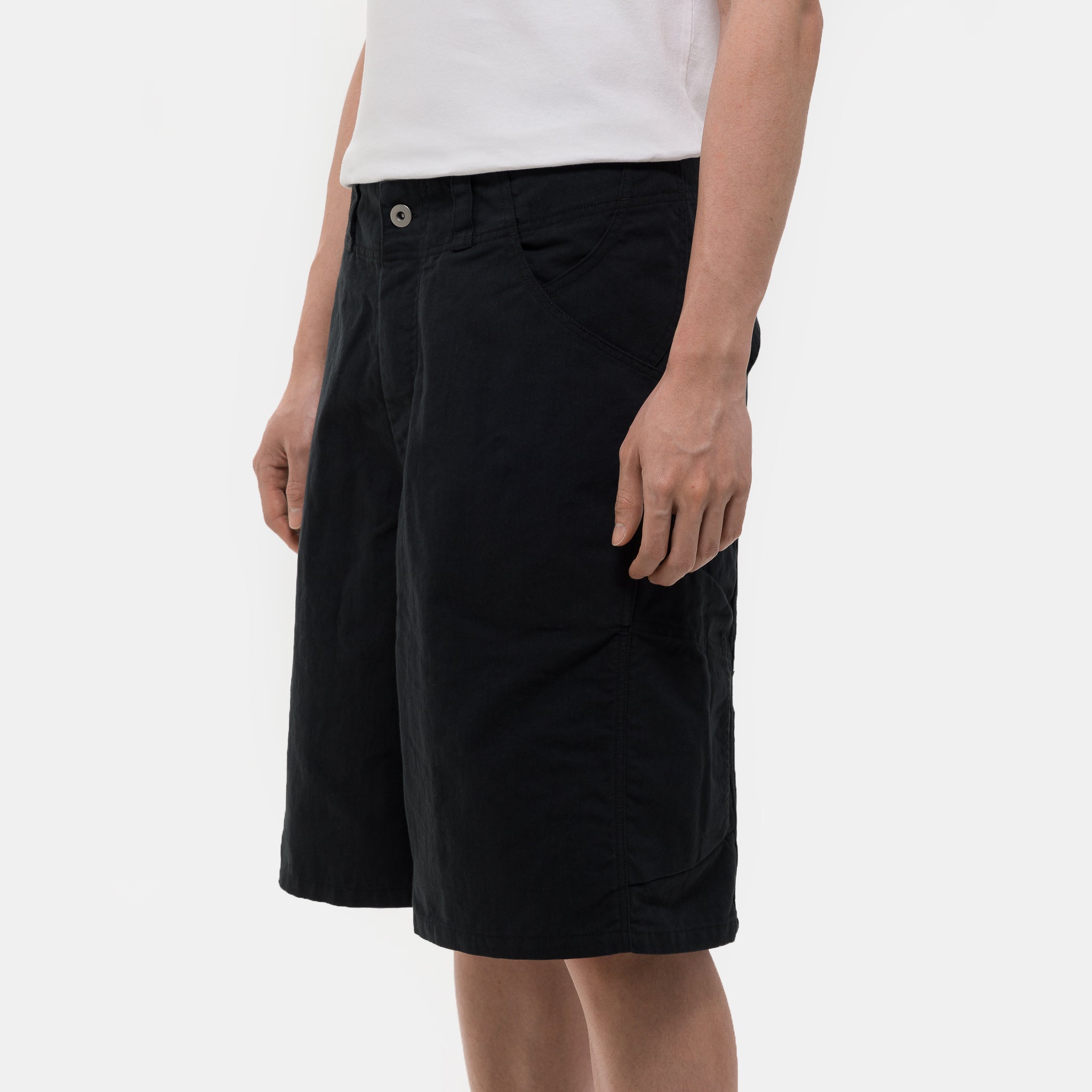 Welder Shorts in Black
