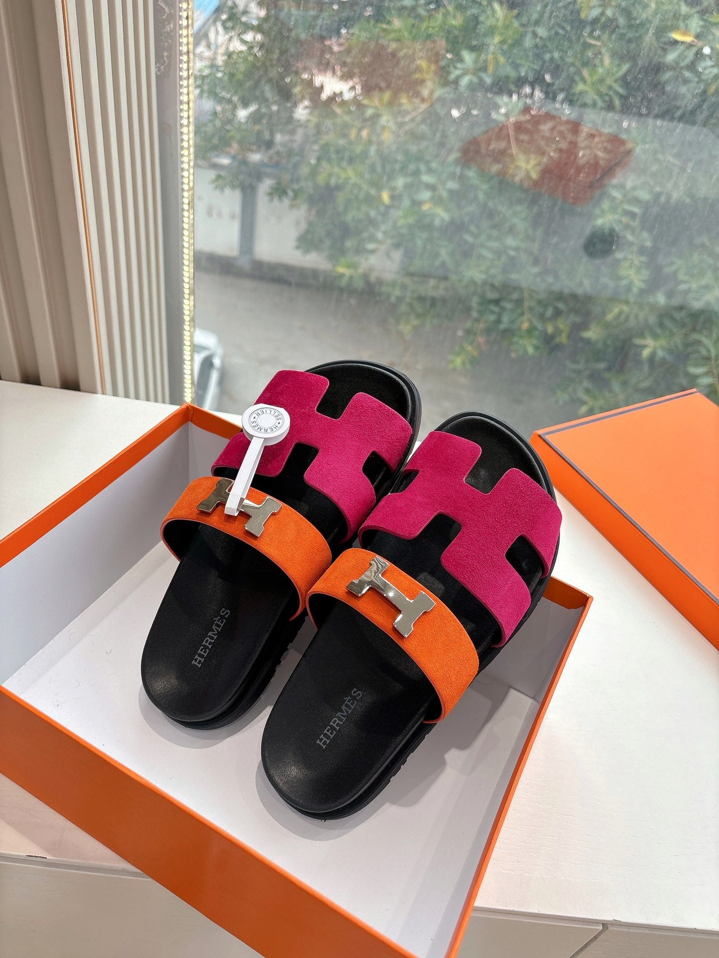 CHYPRE SANDAL IN DARK PINK MIX ORANGE SUEDE、mysite、Cacoeks