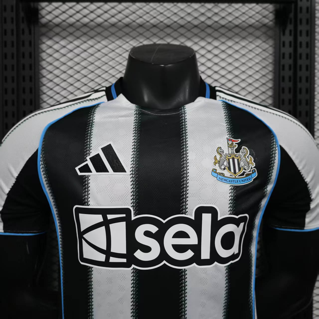 2025/2026 Player Version Newcastle United Home Football Shirt 1:1 Thai Quality:football jersey mysite: unitedjerseyfootball 邓江浪:football