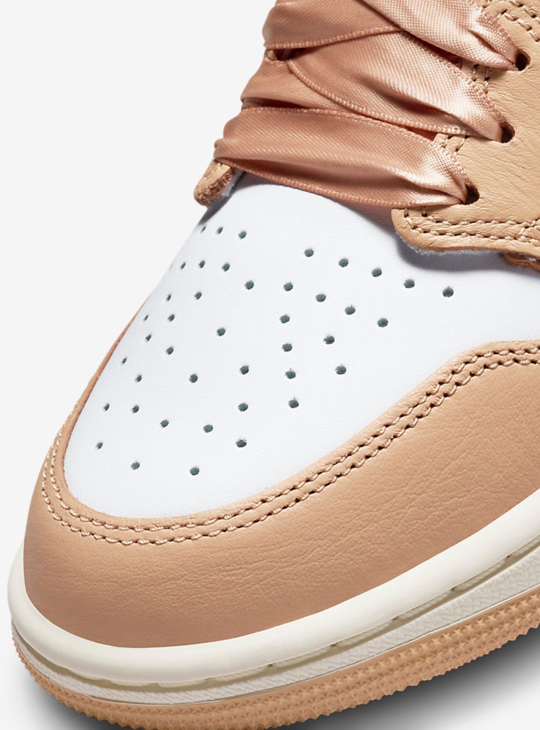 Air Jordan 1 Retro High OG Praline、JORDAN、Cacoeks