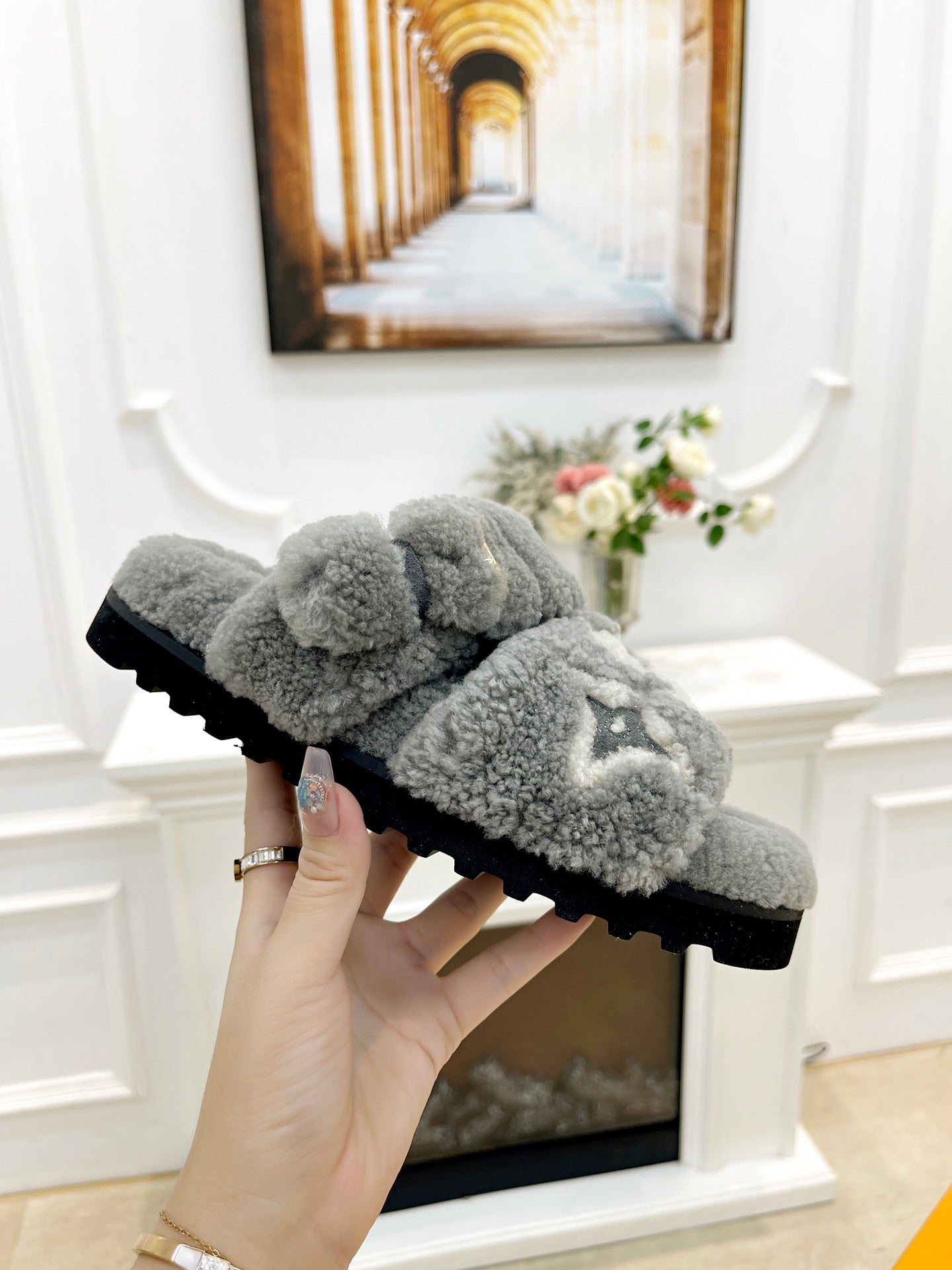 DAD SANDAL MULE IN SHADOW GRAY MIX WHITE FLEECE、mysite、Cacoeks