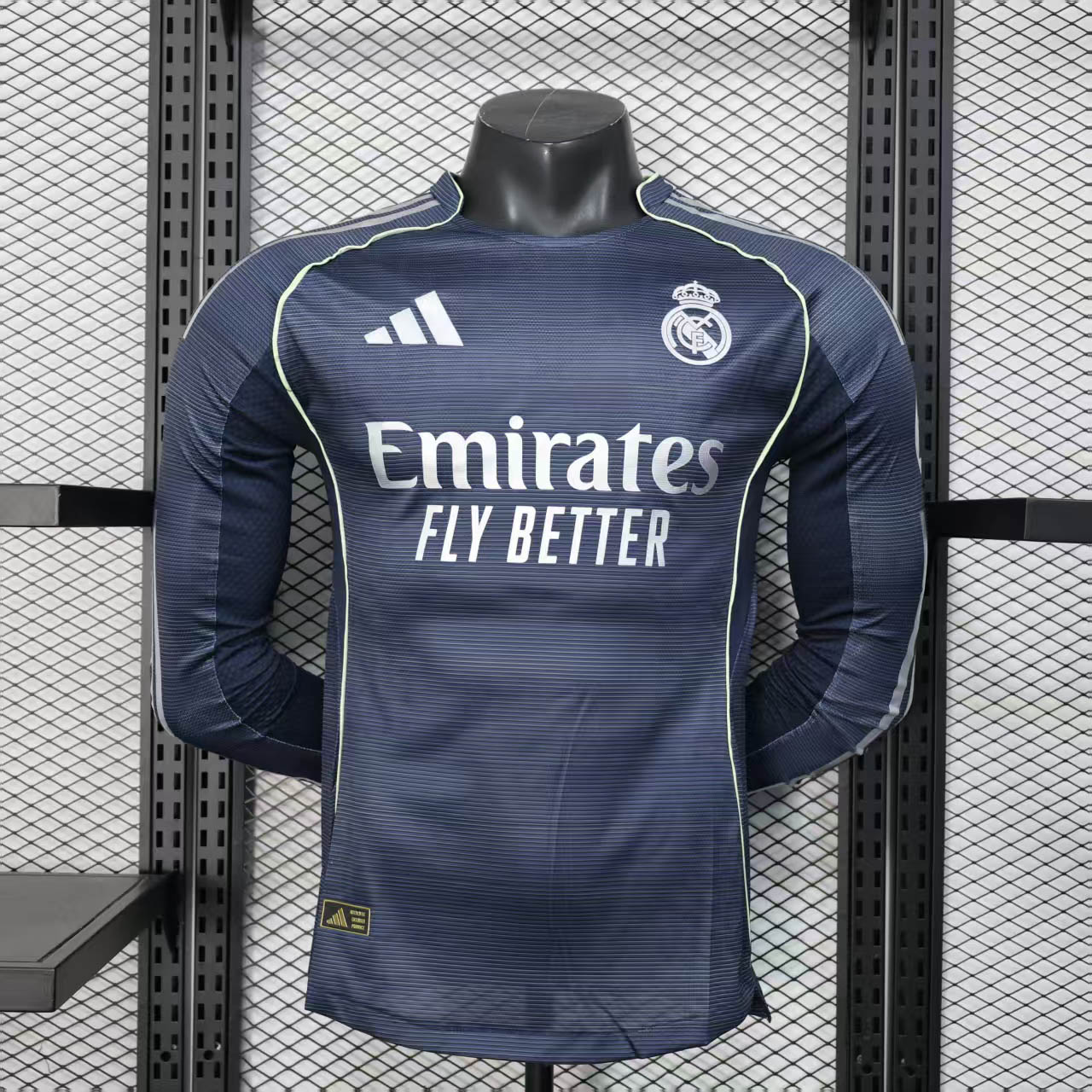 2025/2026 Long Sleeve Player Version Real Madrid Away Football Shirt1:1 Thai Quality:football jersey mysite: unitedjerseyfootball 邓江浪:football