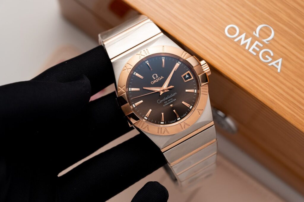 Đồng Hồ Omega Constellation Mặt Nâu Rep 11 Máy Thụy Sỹ VS Factory 38mm (2)