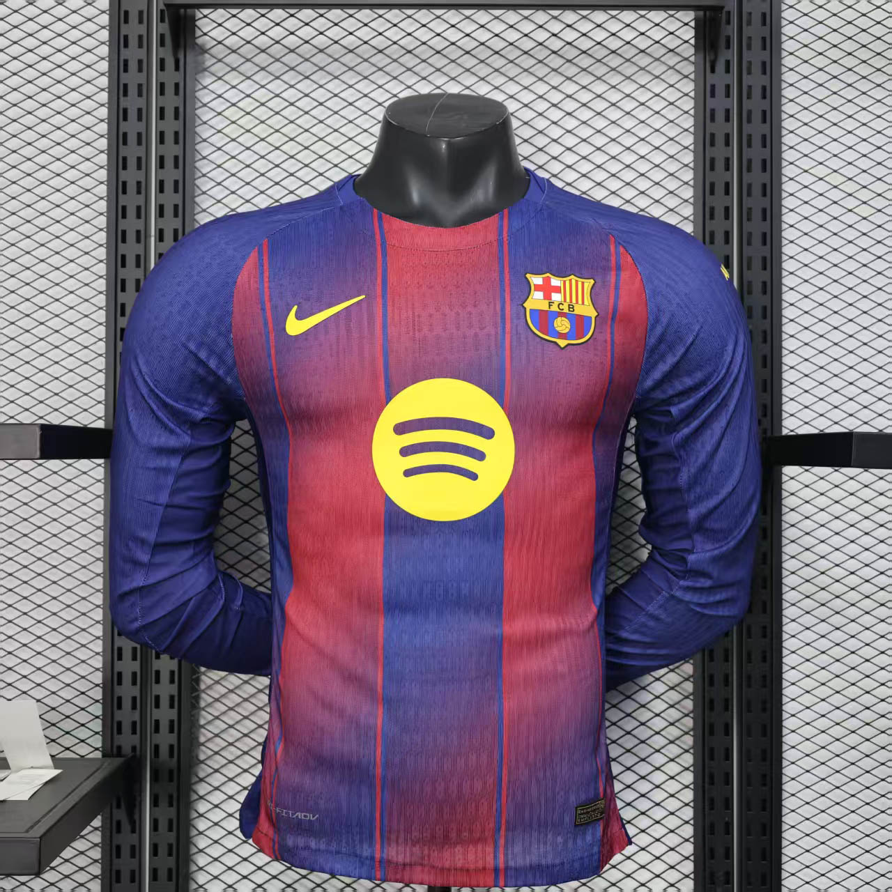 2025/2026 Player Version Long Sleeve Barcelona Home Football Shirt 1:1 Thai Quality:football jersey mysite: unitedjerseyfootball 邓江浪:football