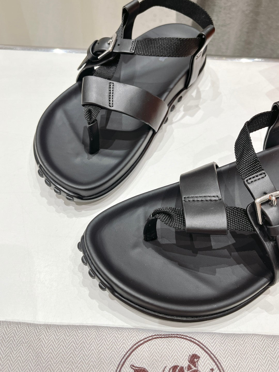 SANDAL BRAIDED 30 BLACK CALFSKIN、mysite、Cacoeks