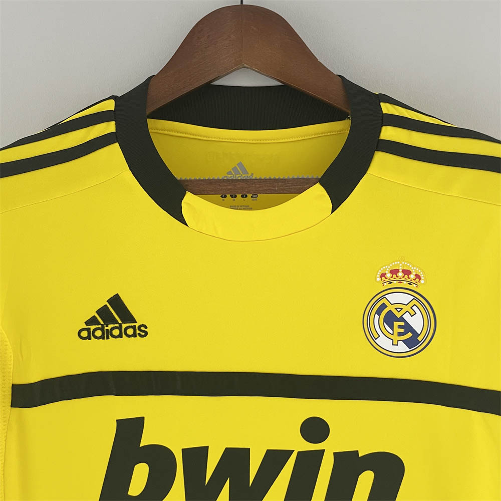 2011/2012 Retro Real Madrid Goalkeeper Yellow:football jersey mysite: unitedjerseyfootball 邓江浪:football