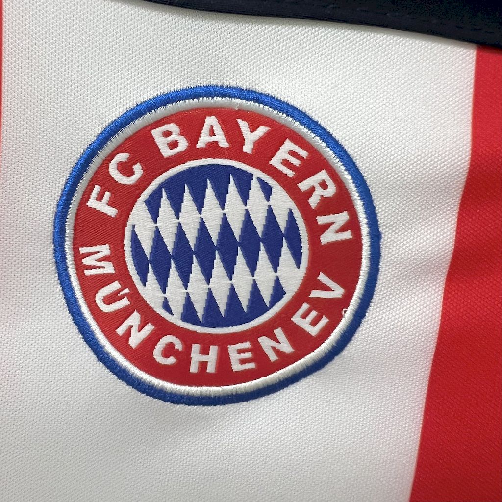 ManixJersey.com | Retro Bayern Munich 2000-01 Away Jersey -Customize Name, Number and Patch | Worldwide Shipping