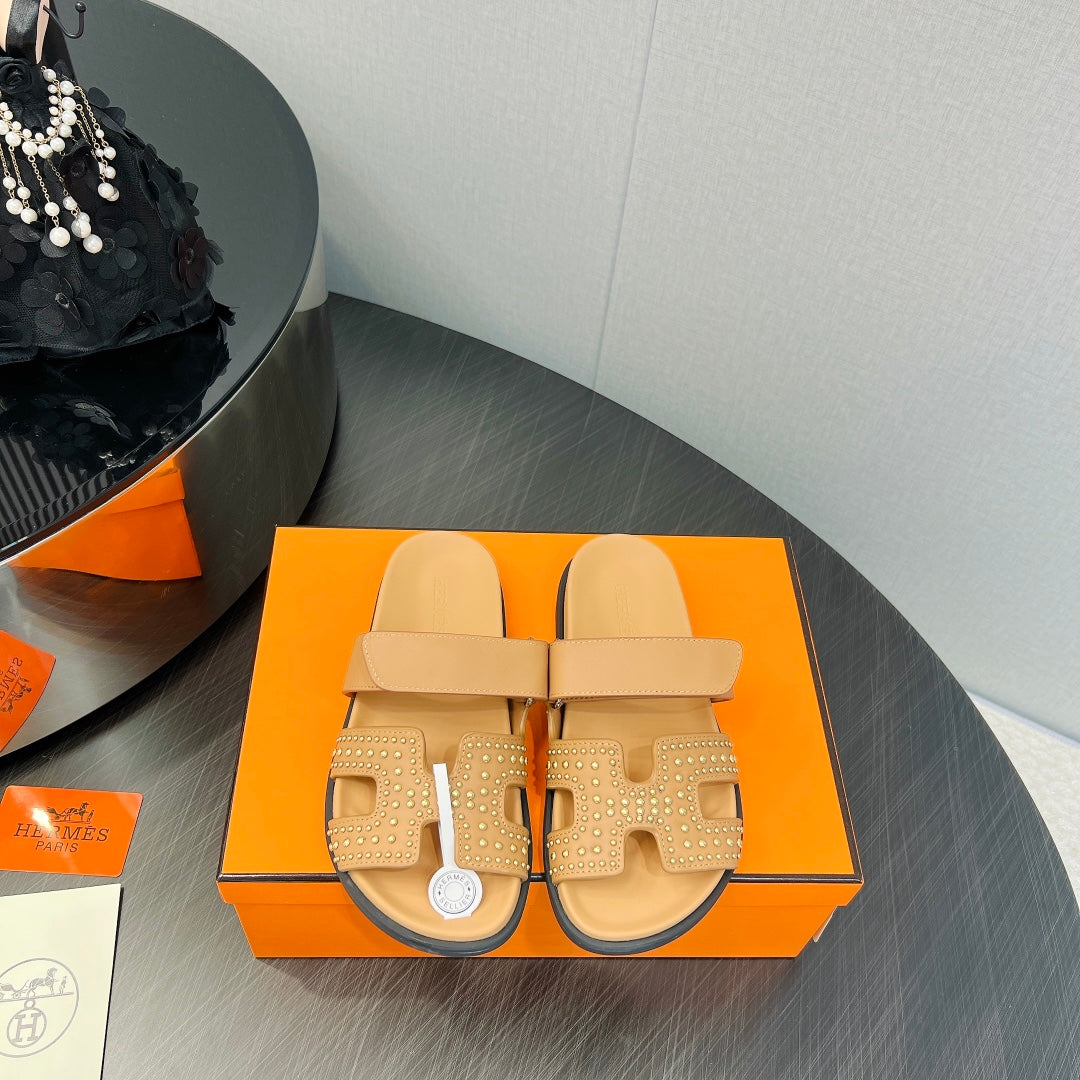 CHYPRE SANDAL LIGHT ORANGE CALFSKIN STYLIZED、mysite、Cacoeks