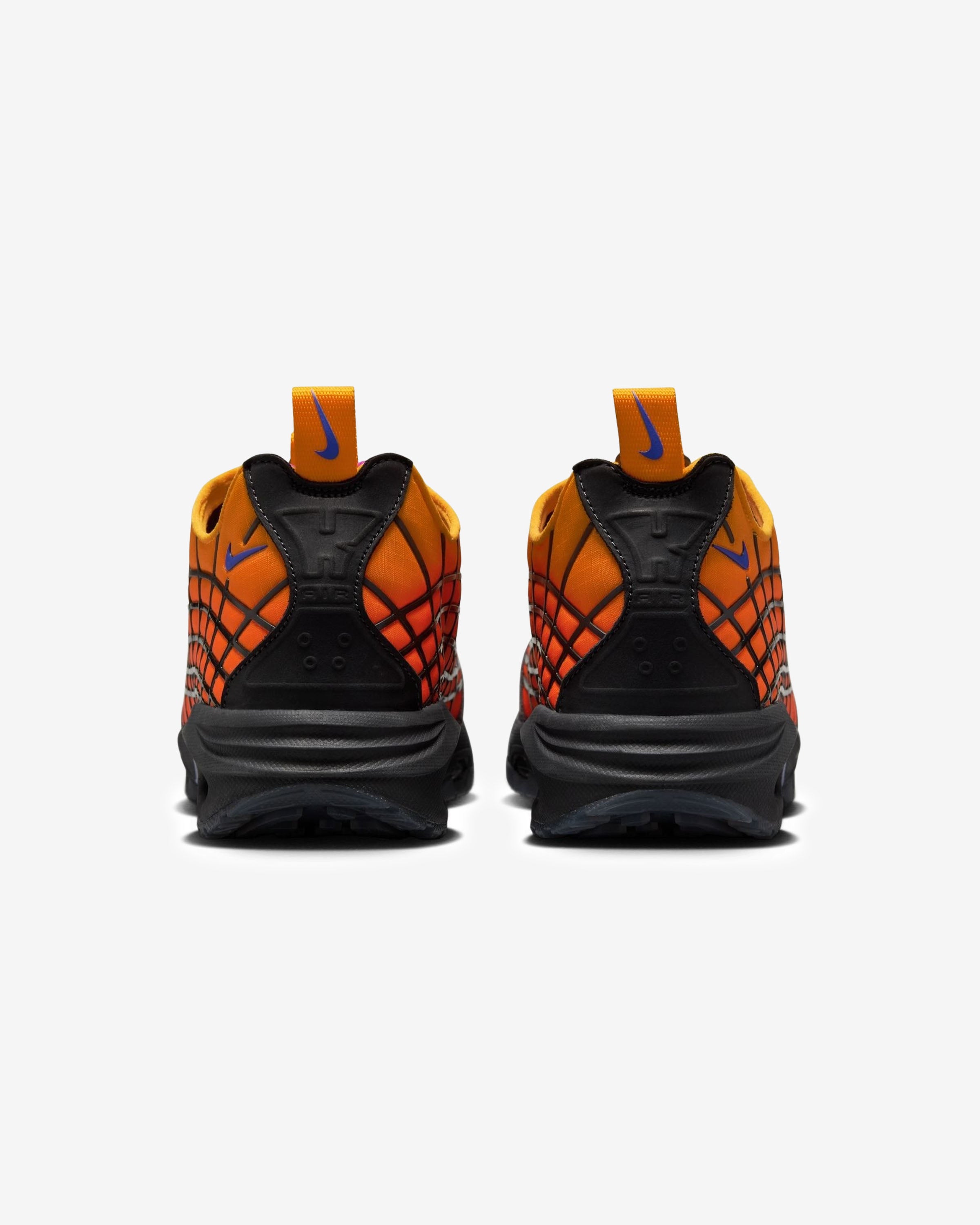 NIKE X KIDS OF IMMIGRANTS AIR MAX SNDR - SUNDIAL