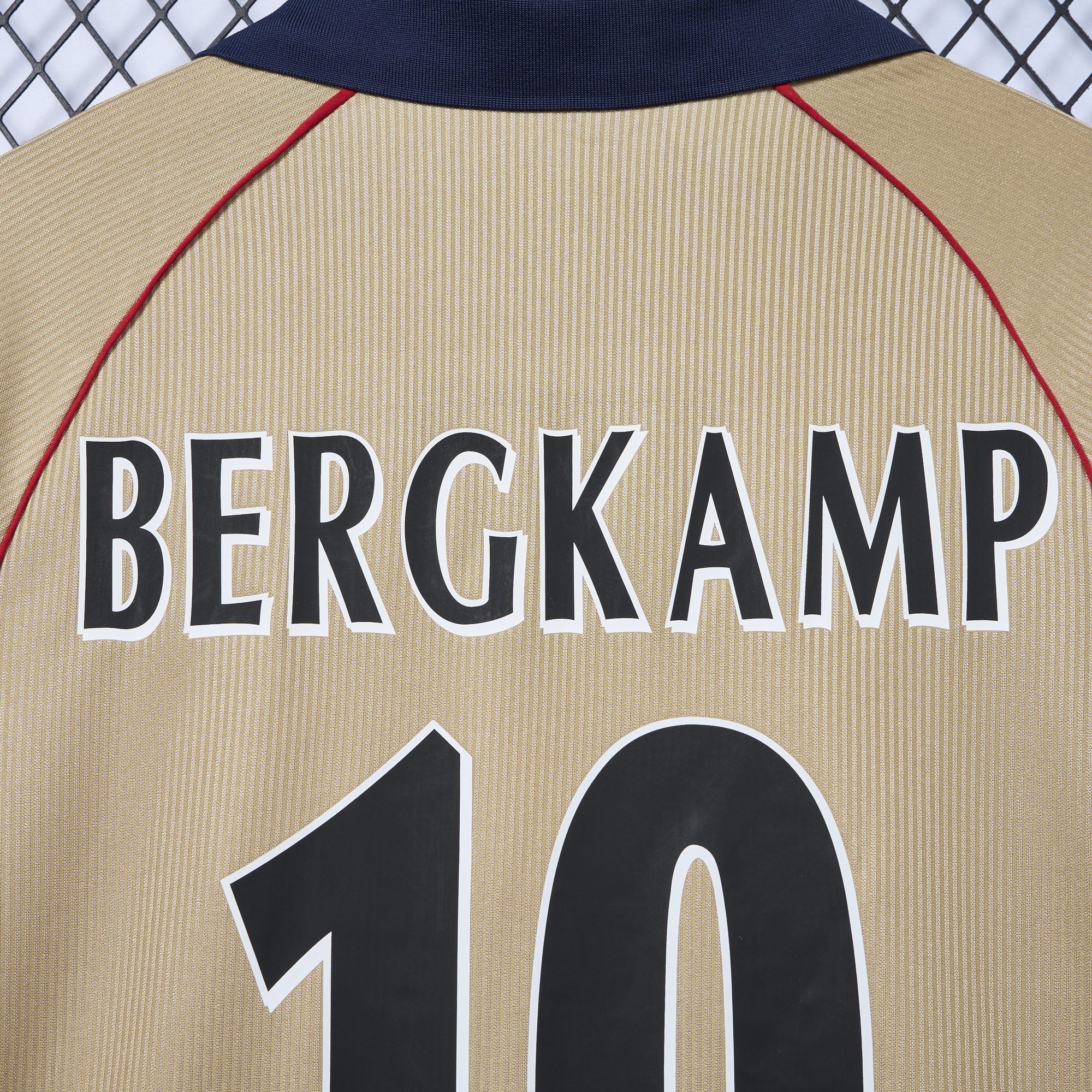 GlobeJersey-Retro Arsenal 2001-02 Away Stadium Jersey