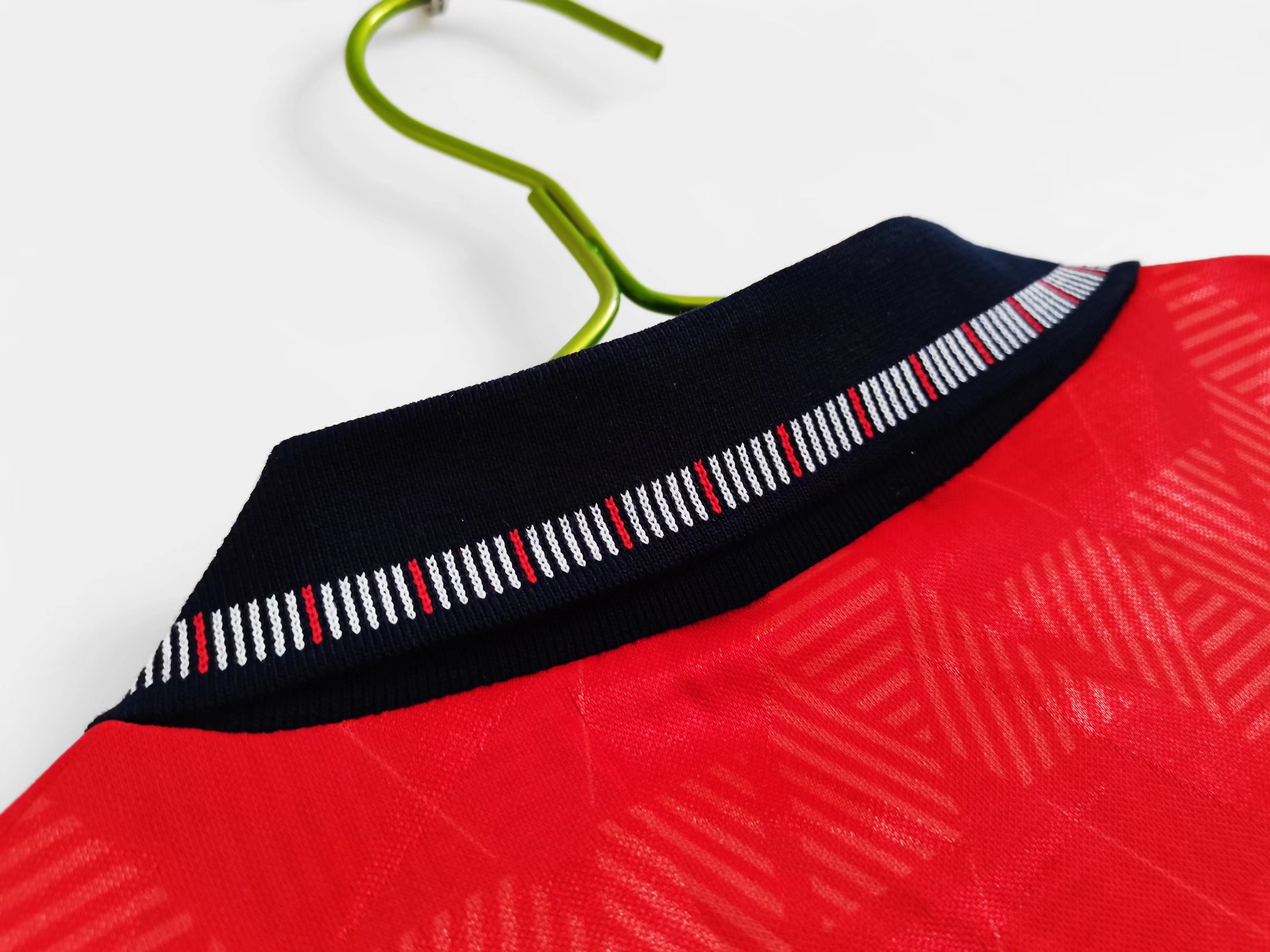 Higojerseys-Retro England 1990 Away Stadium Jersey