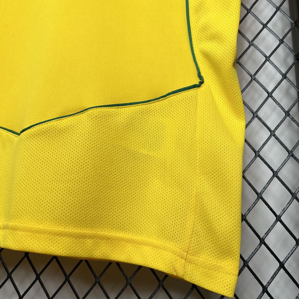Higojerseys-Retro Brazil 2004 Home Jersey