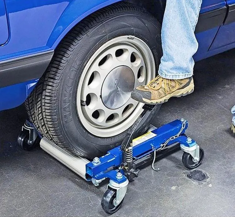Hydraulic Car Dolly Lets You Move Your Car Around When Jacked Up - Rolling Car Jack