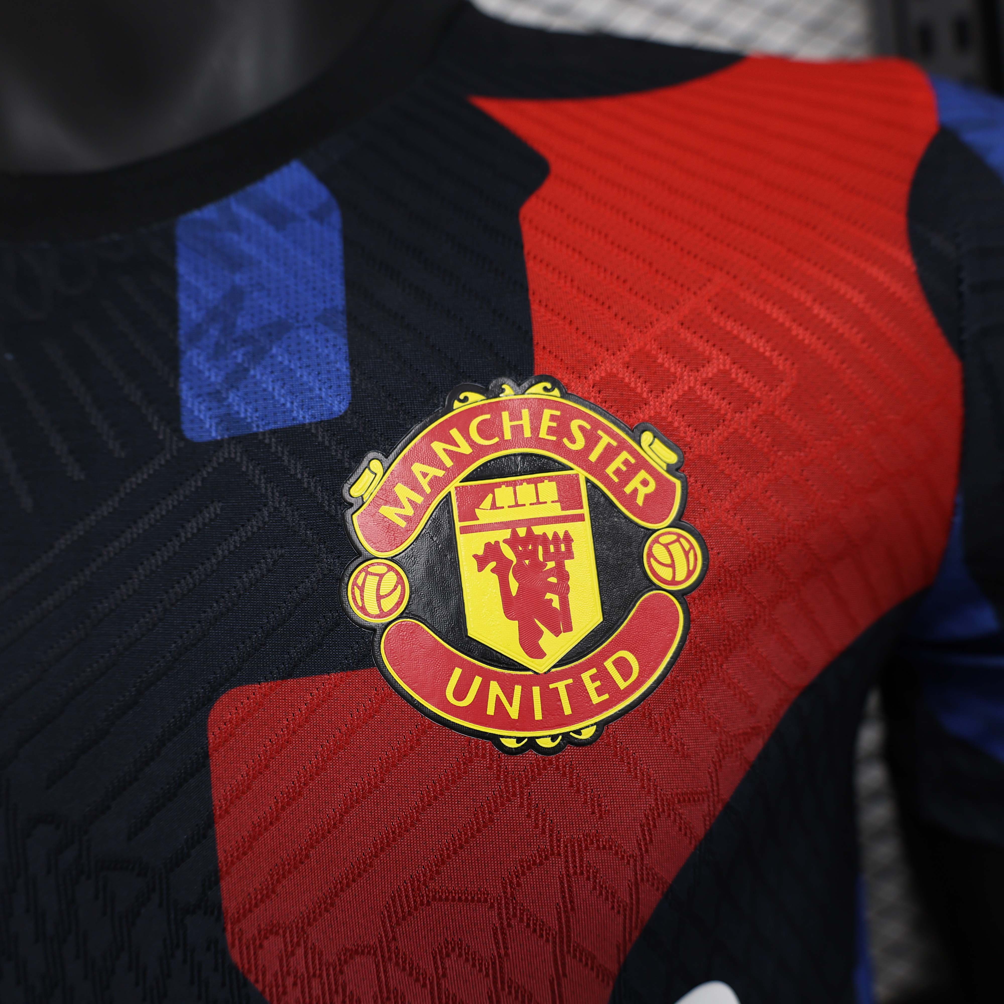 2024/2025 Player Version Manchester United Pre-match clothing Football Shirt 1:1 Thai Quality:football jersey mysite: unitedjerseyfootball 邓江浪:football