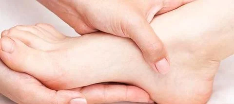 AZZY Premium Orthopedic 休闲运动鞋,休闲矫形步行鞋 2020 设计