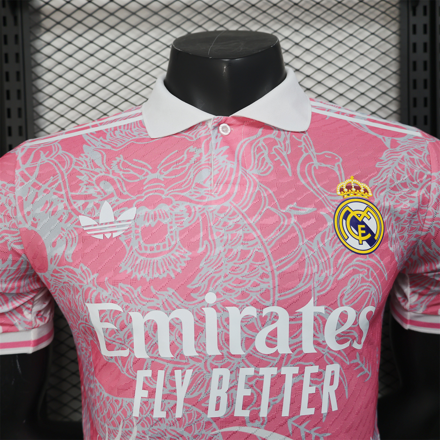 UltraTrikot-Real Madrid 25-26 Pink and White Gradient Chinese and Western Style Dragon Jersey - Player Version